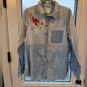 Maeve Anthropology Women's Medium Blue Denim Shirt Colorful Embroidery Metallic